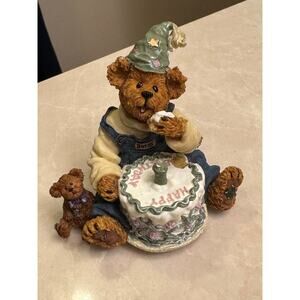 Retired Boyds Bears Bearstone figurine H.B. McBearsley. Happy Birthday Cora 2003